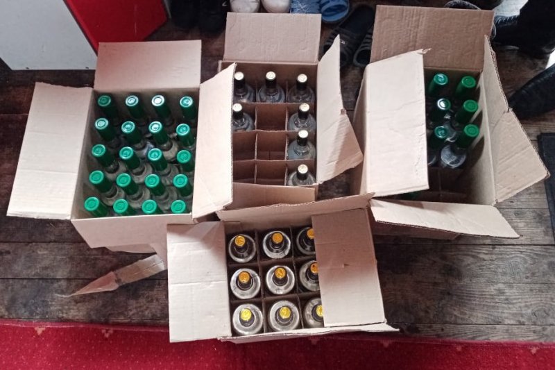 В Частоозерском и Щучанском округах сотрудниками полиции изъят немаркированный алкоголь